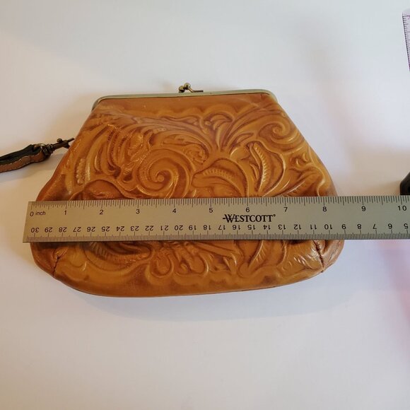 Patricia Nash Wrislet Clutch Purse Leather Brown Kiss Lock Clasp - Picture 4 of 5